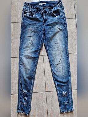 KanCan Signature Buckle Exclusive Jeans